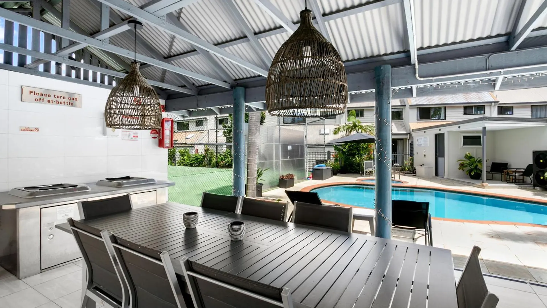 Nautilus Noosa Resort Noosaville 3*,